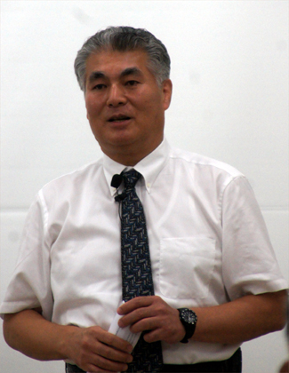 2010年9月11日、土俵祭と優勝額授与式の日の大山親方（元大飛）