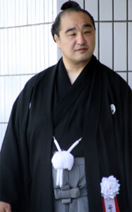 安治川親方(元安美錦)