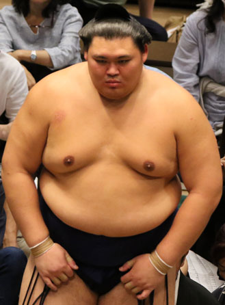 大の里