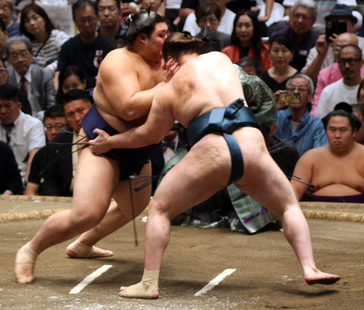 決戦その立ち合い